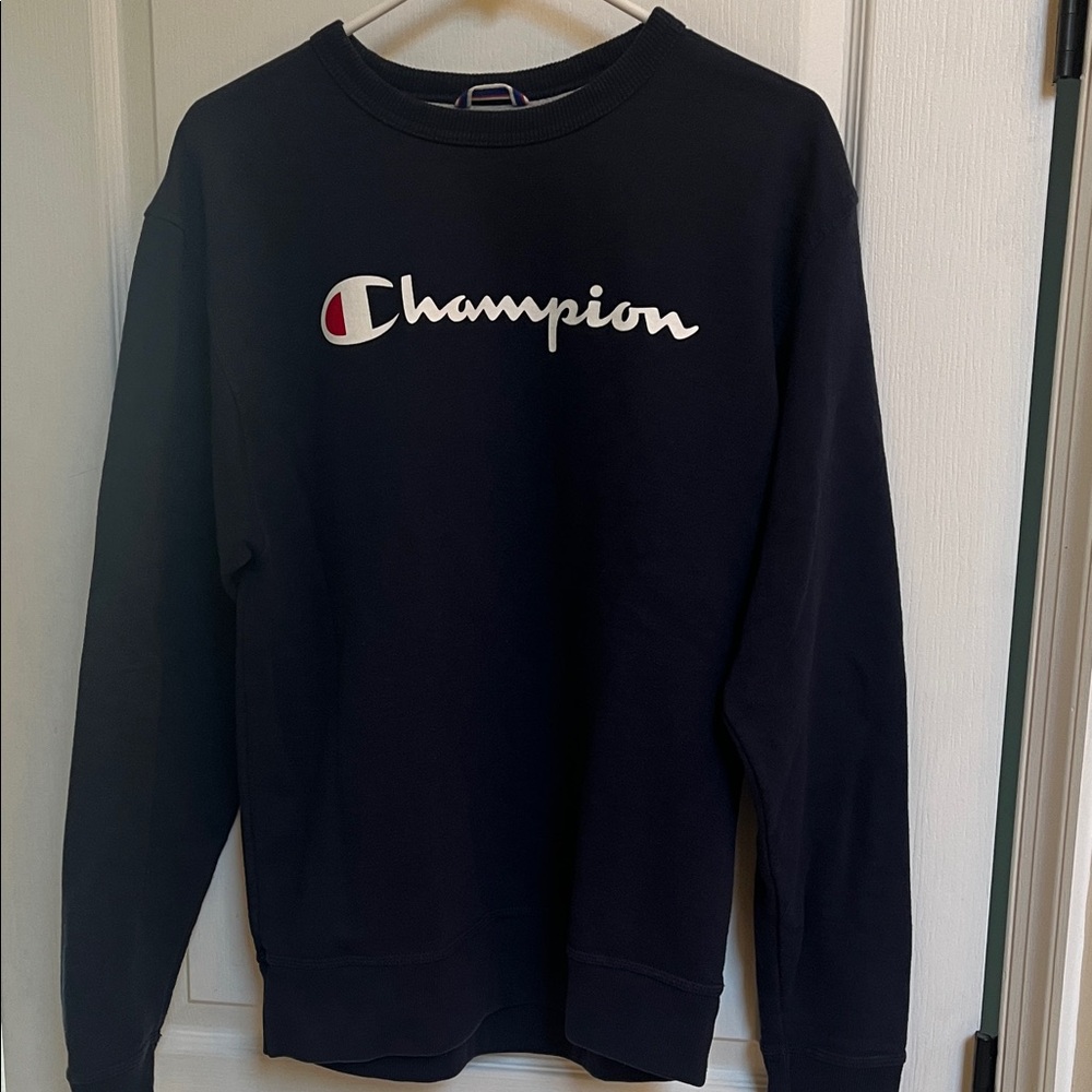 Champion Women’s Navy Crewneck Sweatshirt